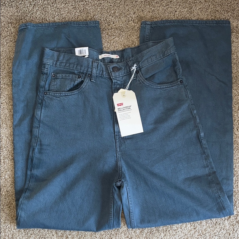 Levi's High Rise Jeans in Denim Blue